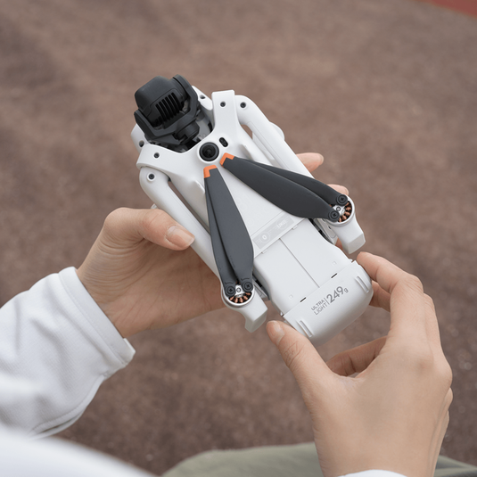 Drone DJI Lito 1 Fly More Combo (Sem tela) BR - DJI080