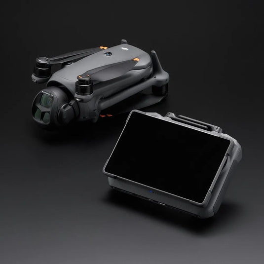 Drone DJI Mavic 4 Pro 512GB Creator Combo (Com tela e saída HDMI) DJI064